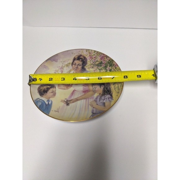 KERN COLLECTABLES 1977 Mother's Day Series Spring Delight LIMITED EDITION PLATE - Picture 3 of 4